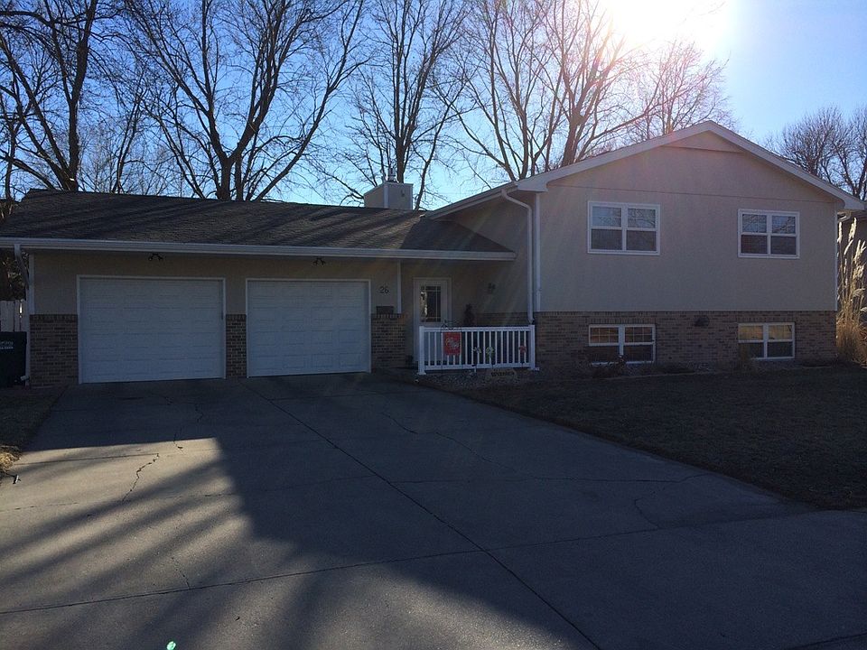 1st image of 26 Eastridge Dr S