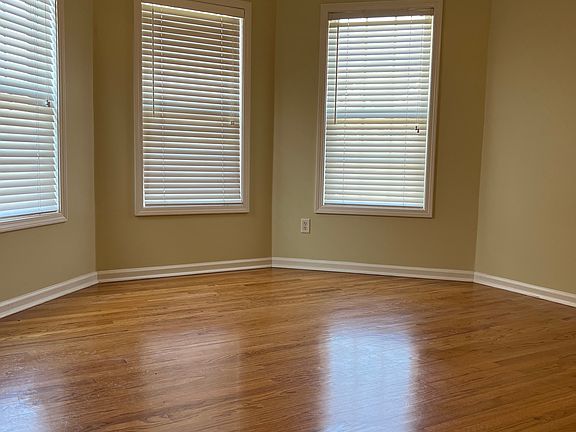 4th image of 1315 Chandler Ridge Dr