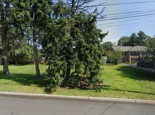 34 Edwards Rd, Clifton, NJ 07013