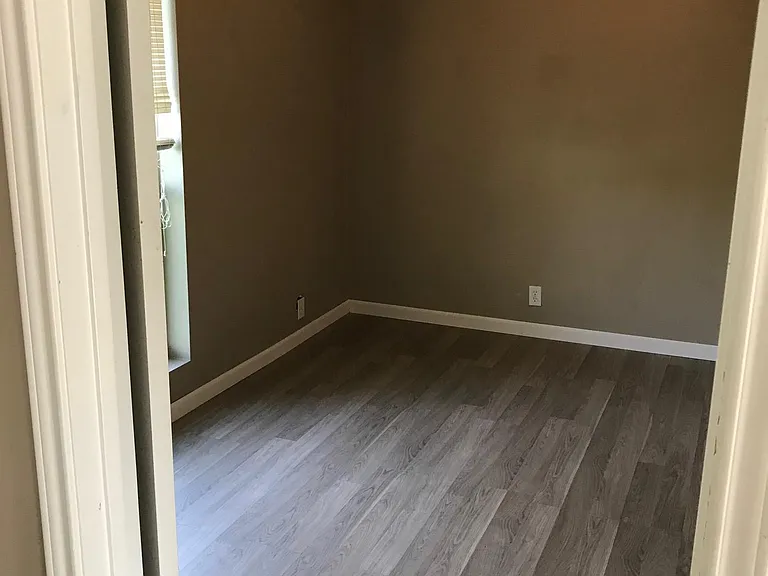 475 Rachal Ave — Photo 10