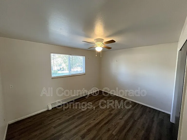 329 Bonnie Ct #1 — Photo 13