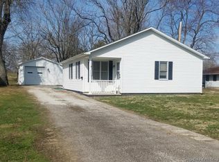755 S Fayette St, Jacksonville, IL 62650