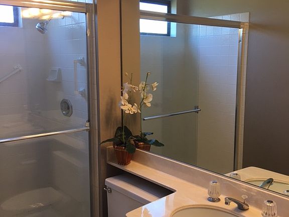 2nd bathroom