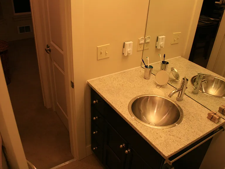 209 N 39th St #103 — Photo 11