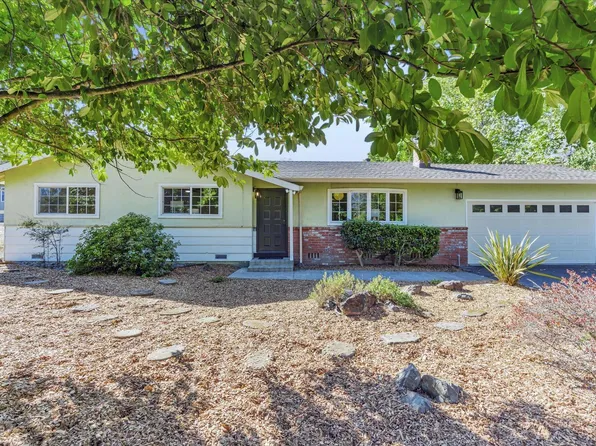 7619 Averill Road, Sebastopol, CA 95472