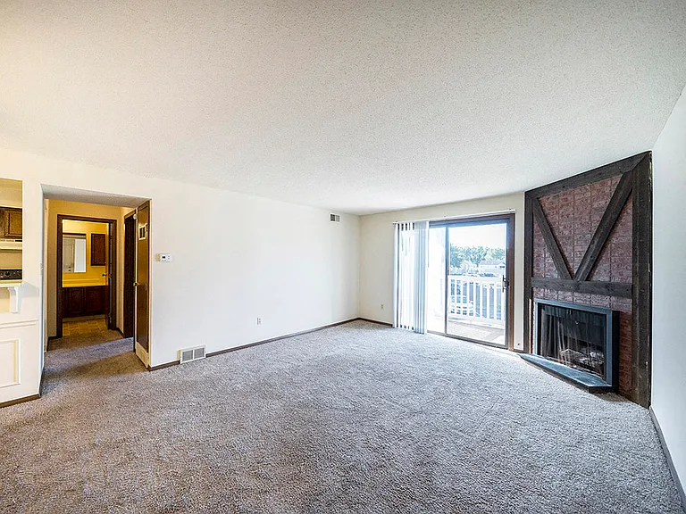 Private Balcony/Patio!