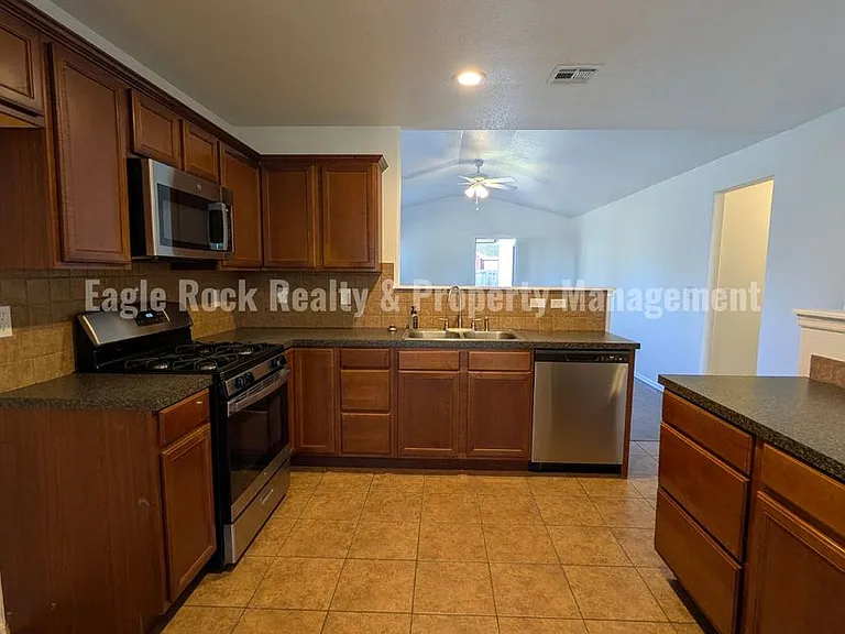 16021 S 83rd East Ave — Photo 7