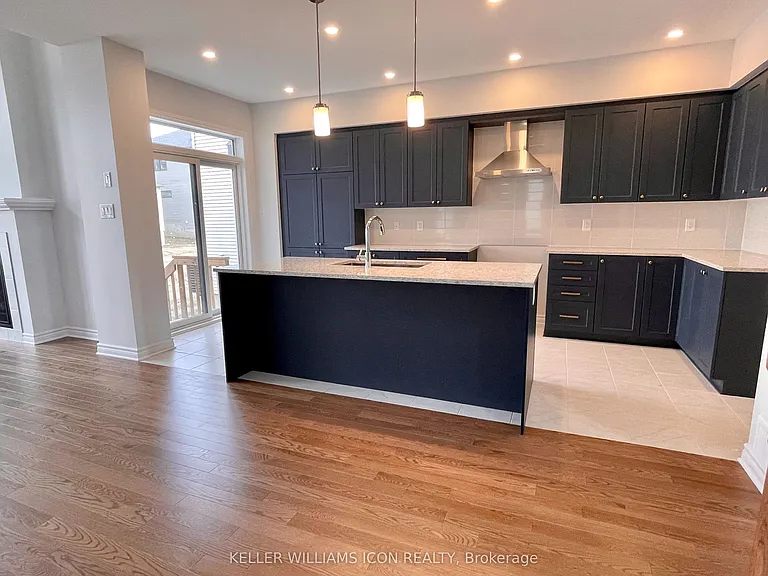 912 Brian Good Ave — Photo 8