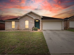 5005 Vaquero Dr, Arlington, TX 76017