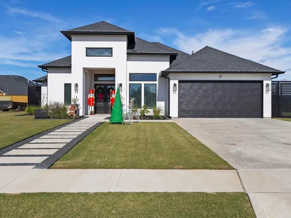 1424 Augustine, Port Neches, TX 77651