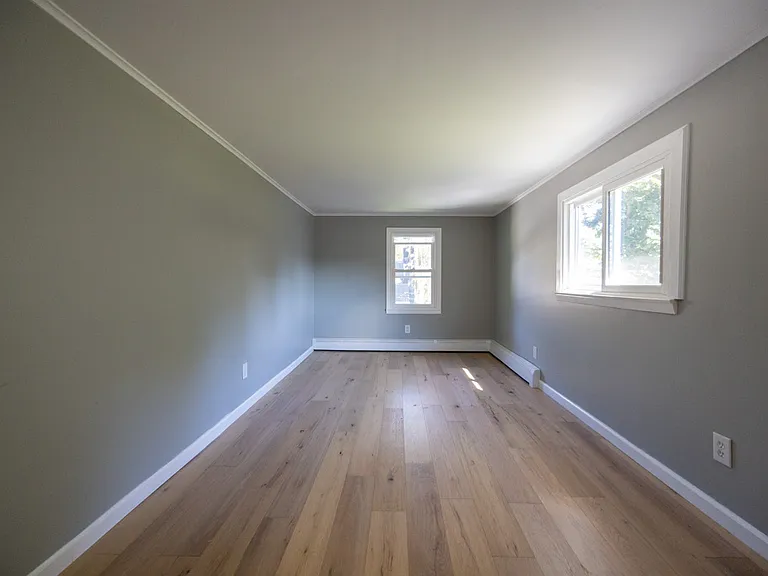 52 East Ave — Photo 22