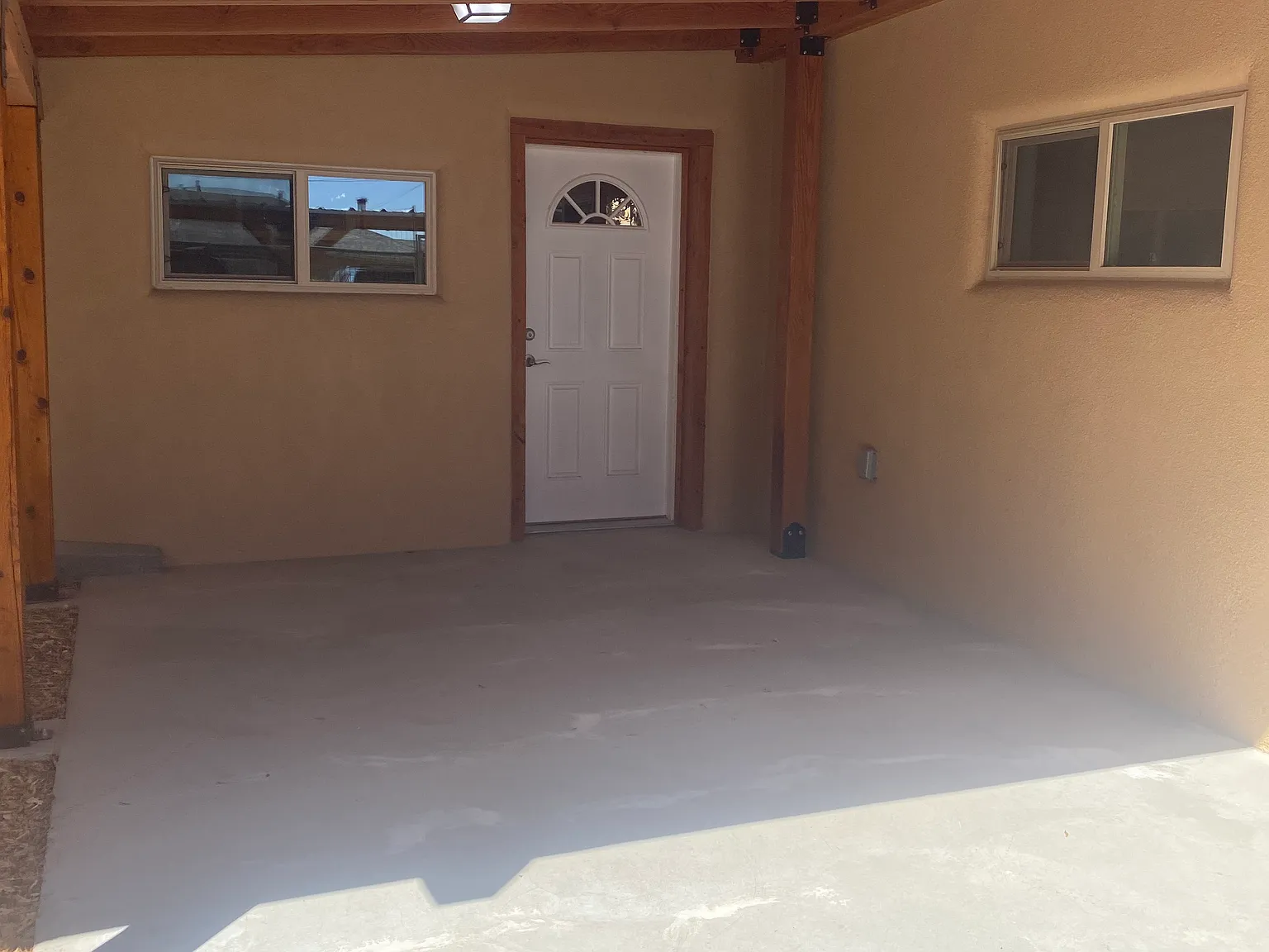 300 Garfield Ave — Photo 4