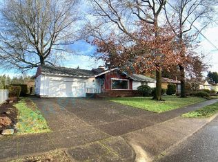 11315 NE Everett St, Portland, OR 97220