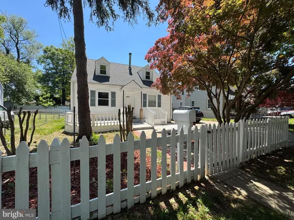 5007 Oglethorpe St, Riverdale, MD 20737