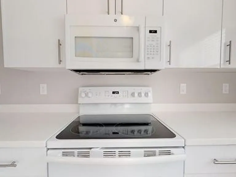1700 S Sandhill Rd #D101 — Photo 4