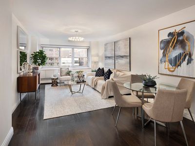 153 E 57th St APT 8D, Manhattan, NY, 10022