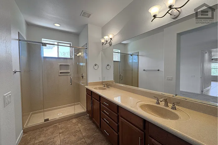 10260 E White Feather Ln #2015 — Photo 21