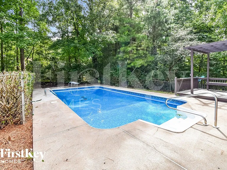 5785 Shoal Creek Dr — Photo 8