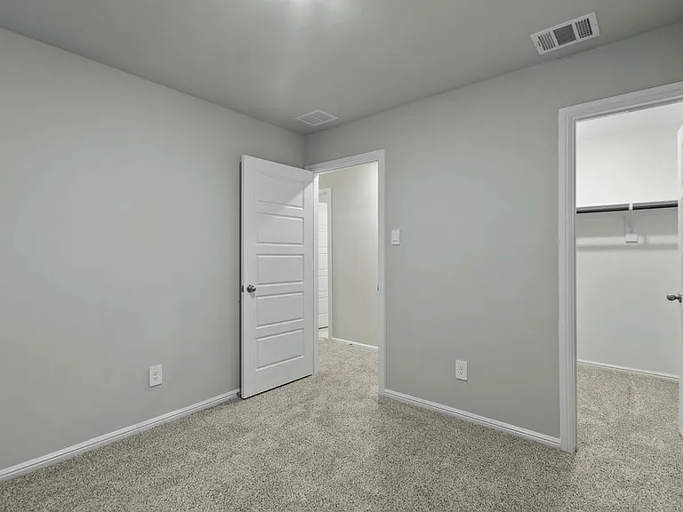 3101 Strawberry Farm Ln — Photo 24