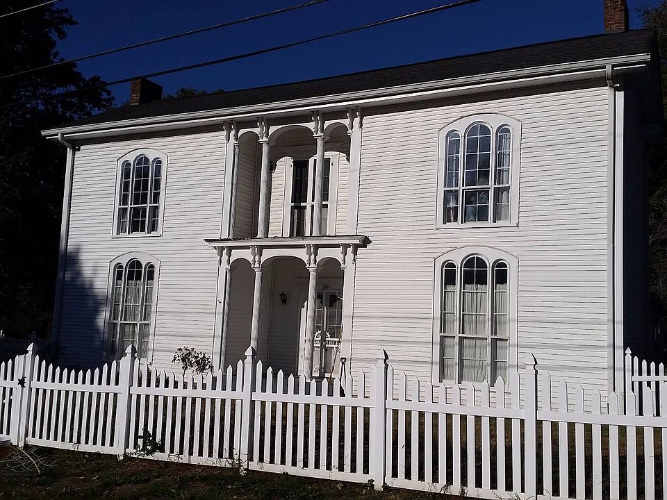 1st image of 519 E Union St