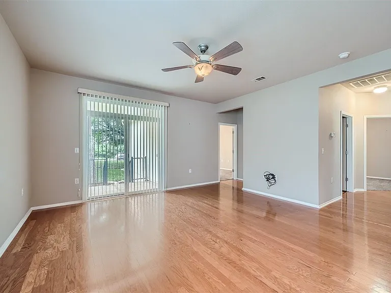 120 Muir Ct — Photo 8