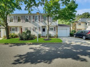 103 Maple Dr, Spring Lake, NJ 07762