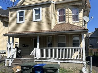 202 6th St, Bridgeport, CT 06607