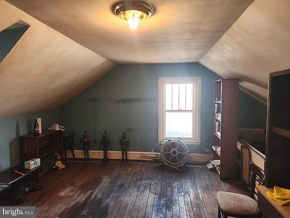 2nd image of 309 N Reservoir St