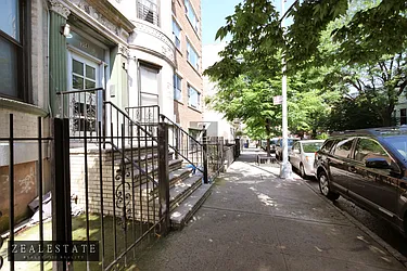 Rented by ZealEstate Group Inc