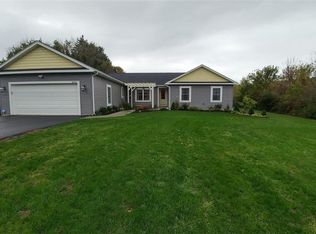 4090 Lusk Rd, Palmyra, NY 14522