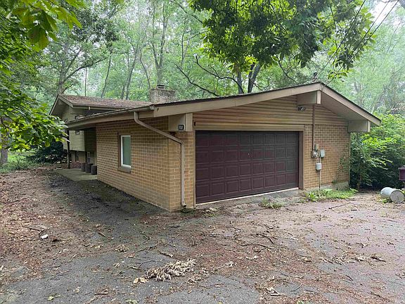 5th image of 9501 Crestridge Dr