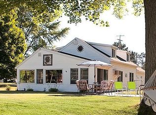 11011 Birchpark Dr, Stanwood, MI 49346