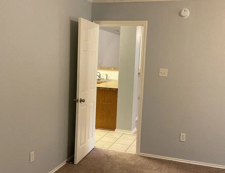 4507 Twin Oaks Cir — Photo 15