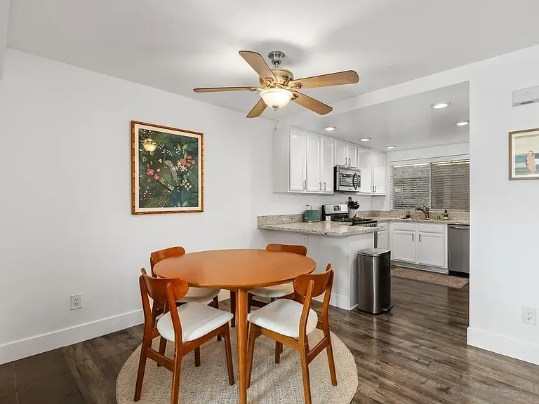 1534 Glenwood Dr — Photo 3