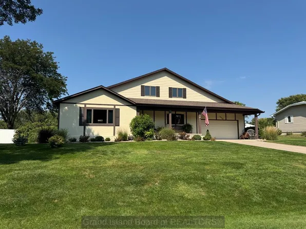 4428 Calvin Dr, Grand Island, NE 68801