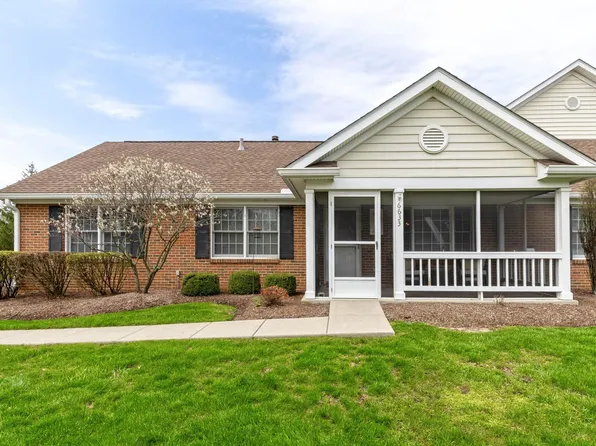 6633 Henschen Cir, Westerville, OH 43082