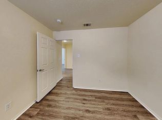 6720 Friendsway Dr, Fort Worth, TX 76137
