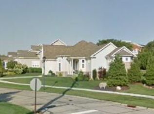 6621 Som Ct, Mayfield Village, OH 44143