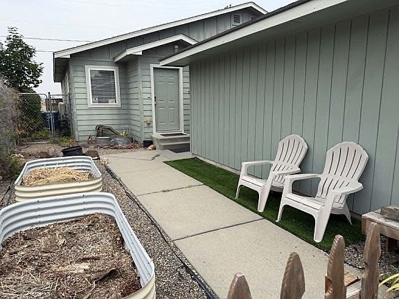 2nd image of 1047 NW 6th Ave