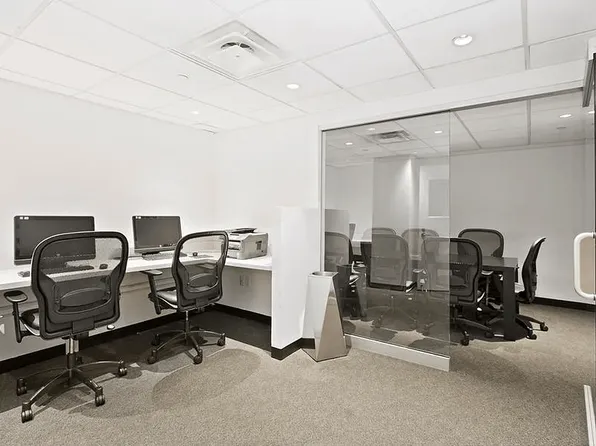 635 West 42nd Street image 22 of 22