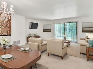 76 Rockwood Dr, Rockaway, NJ 07866