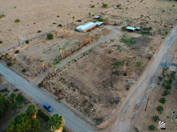 3695 E County Road 18 #1/2, Yuma, AZ 85365
