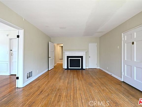 5th image of 11061 Ohio Ave #1