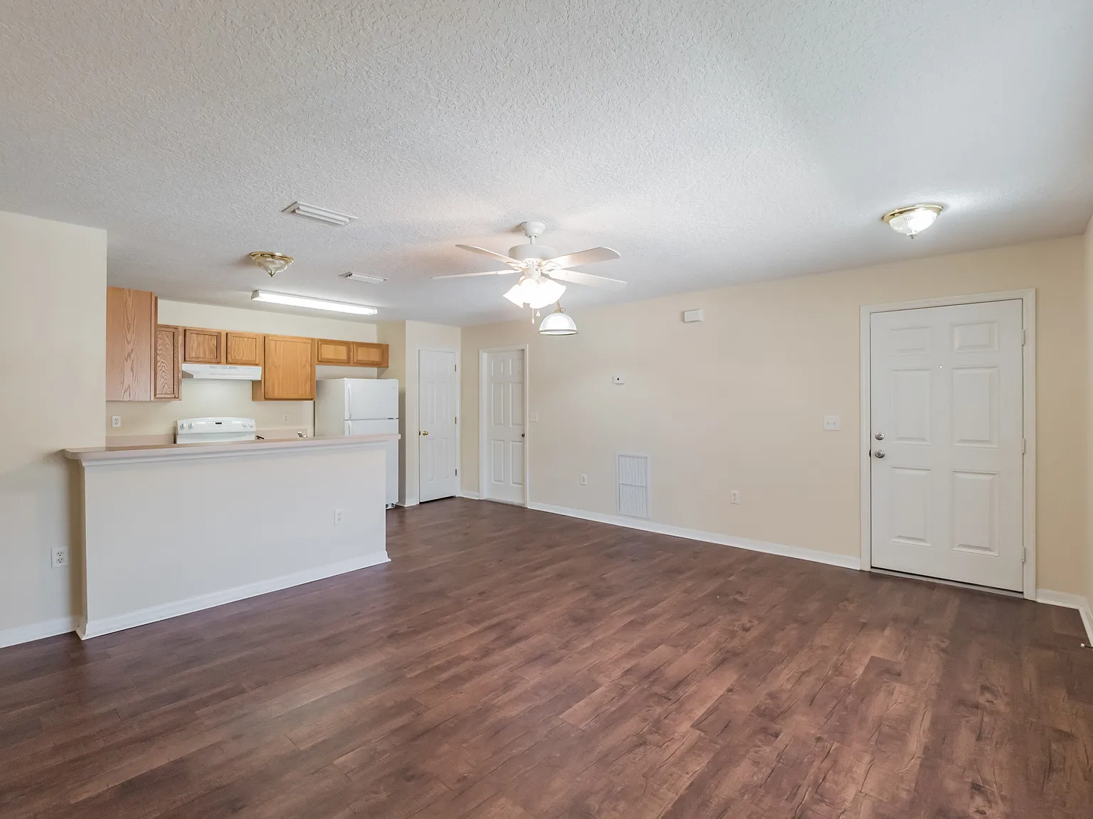 506 Paulling Drive - 1 — Photo 4