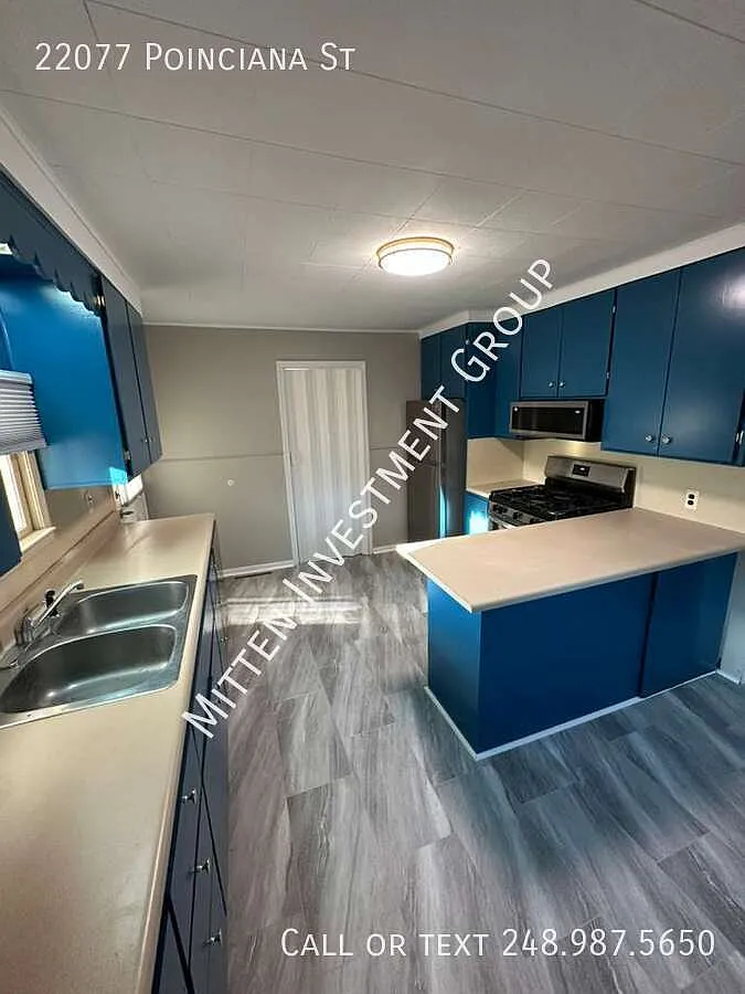 22077 Poinciana St — Photo 4