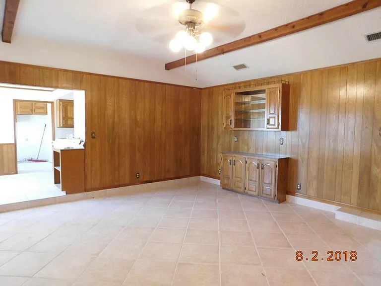 2315 E Highway 190 — Photo 13