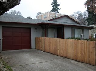 1501 Wasco St, Hood River, OR 97031