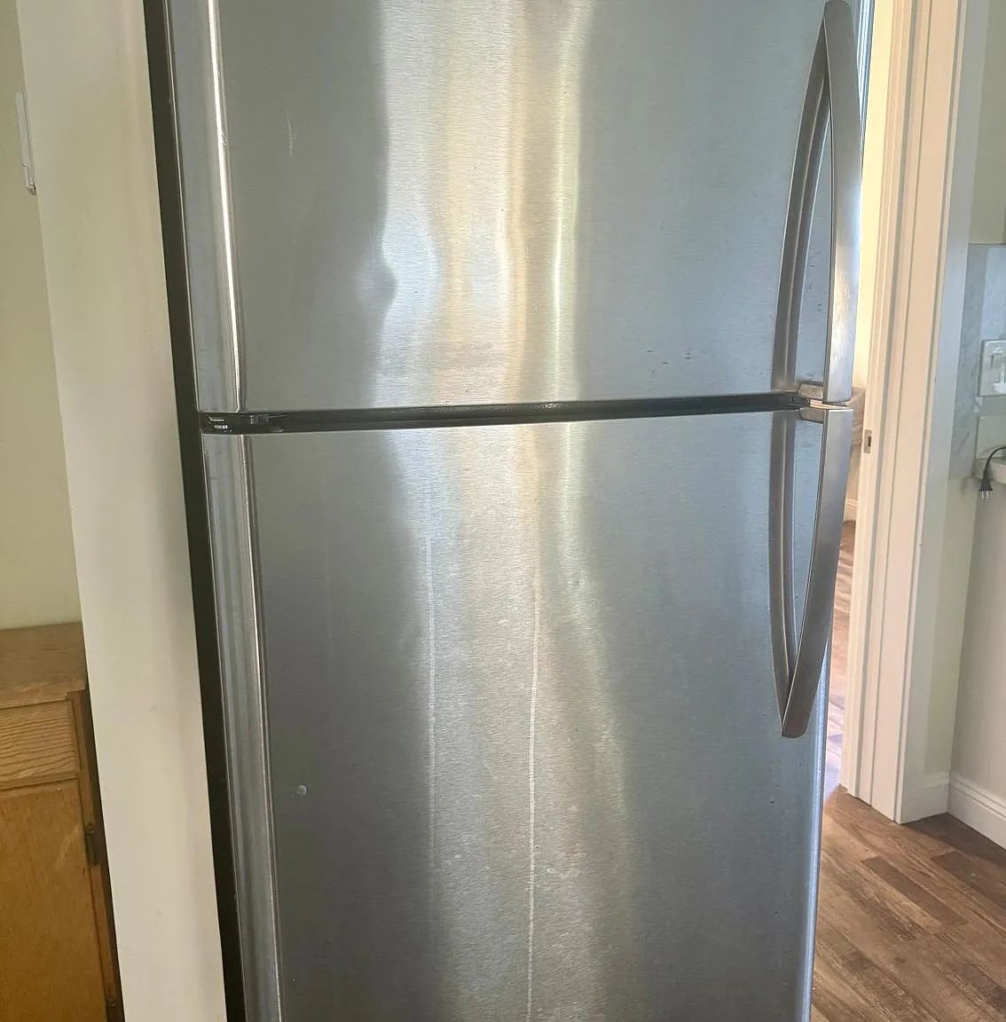 2 bed, 750 sqft, $3,750 — Photo 4