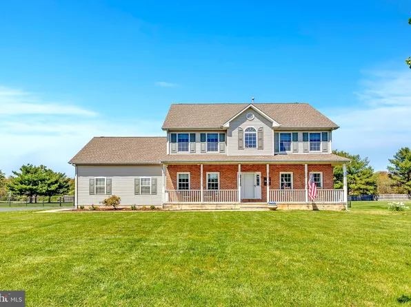 2 Letitia Dr, New Egypt, NJ 08533