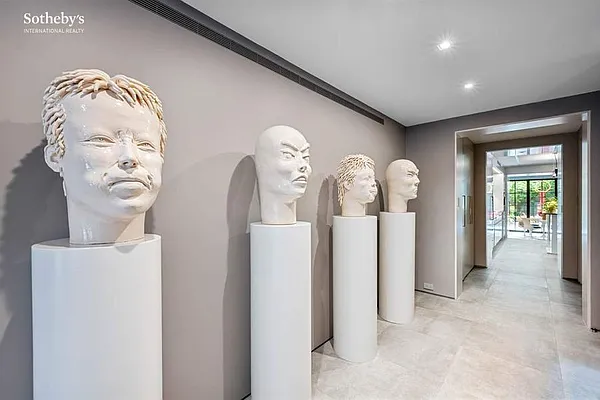 Sold by Sotheby's International Realty | media 7